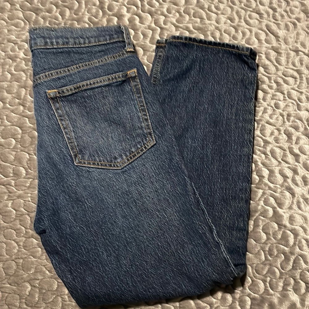 Gap Cheeky Straight High Rise- 4S / 27
